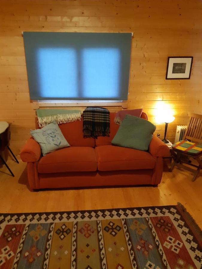 Springbank Cabin Insch Exteriör bild